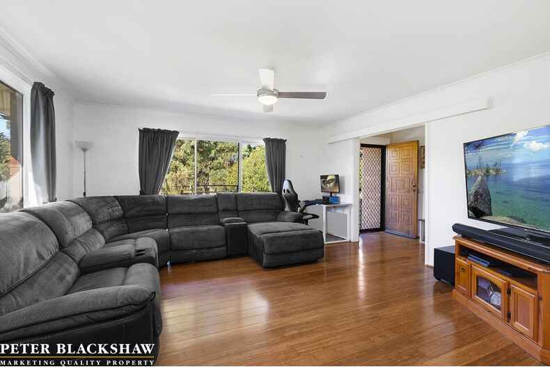 101 Beaurepaire Crescent Holt 101 Beaurepaire Crescent Holt