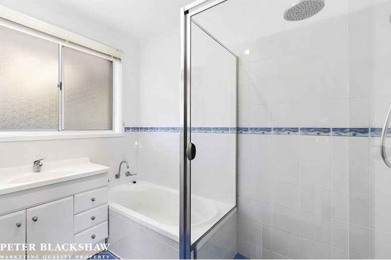 101 Beaurepaire Crescent Holt 101 Beaurepaire Crescent Holt