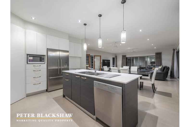 18 Quinane Avenue Forde 18 Quinane Avenue Forde