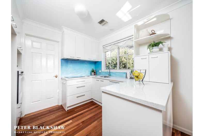 2/37 Novar Street Yarralumla 2/37 Novar Street Yarralumla