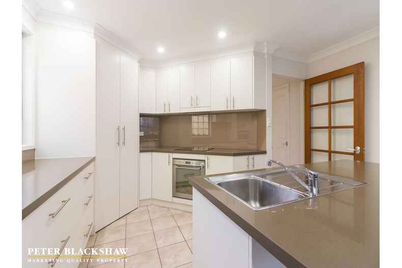 3/5 Tauss Place Bruce