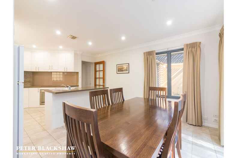 3/5 Tauss Place Bruce