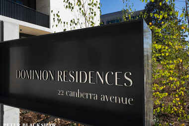 8/22 Canberra Avenue Forrest