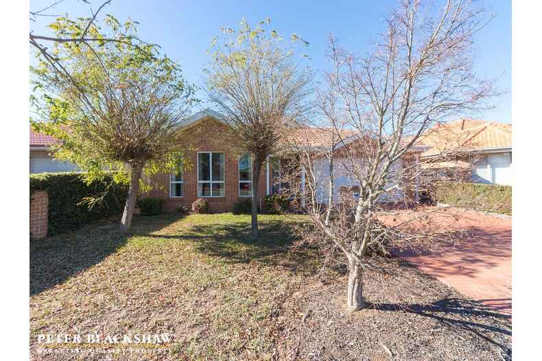 6 McClung Street Gungahlin 6 McClung Street Gungahlin