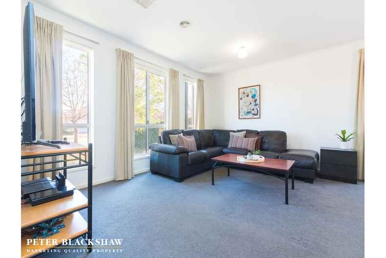 6 McClung Street Gungahlin 6 McClung Street Gungahlin