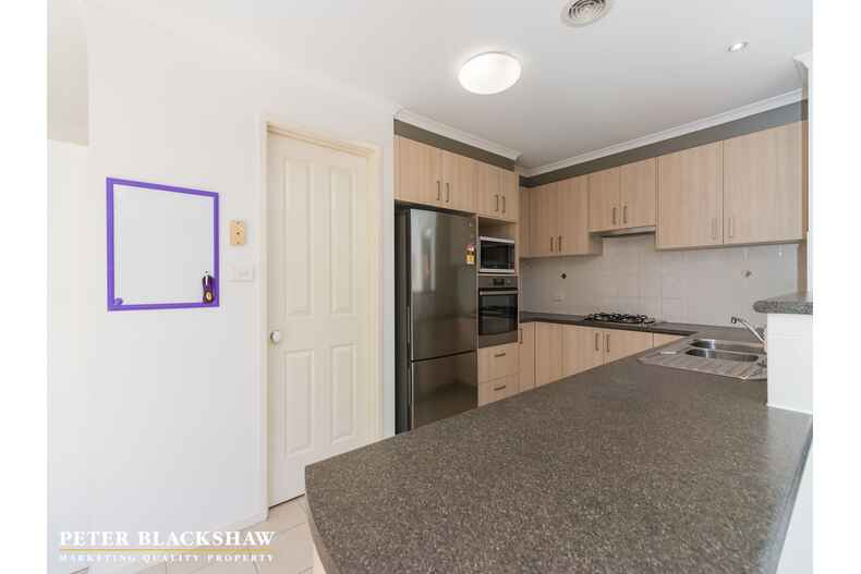 6 McClung Street Gungahlin 6 McClung Street Gungahlin