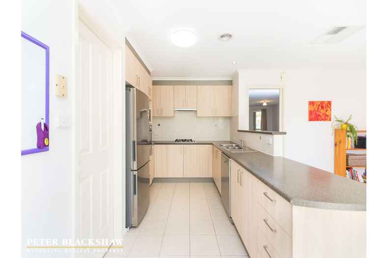 6 McClung Street Gungahlin 6 McClung Street Gungahlin