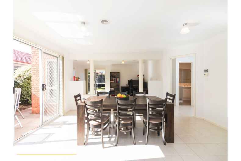 6 McClung Street Gungahlin 6 McClung Street Gungahlin