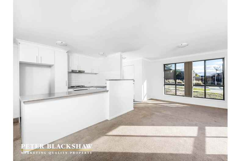 138 Macfarlane Burnet Avenue Macgregor 138 Macfarlane Burnet Avenue Macgregor