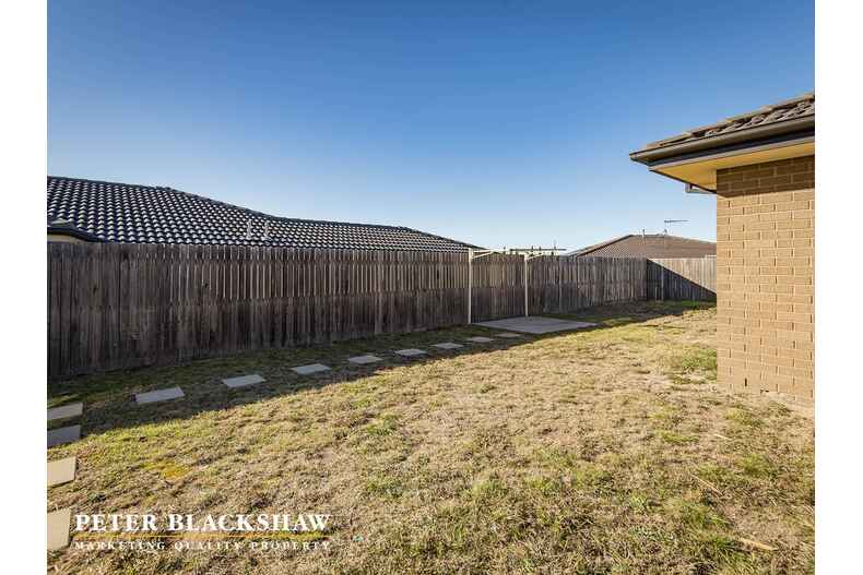 138 Macfarlane Burnet Avenue Macgregor 138 Macfarlane Burnet Avenue Macgregor