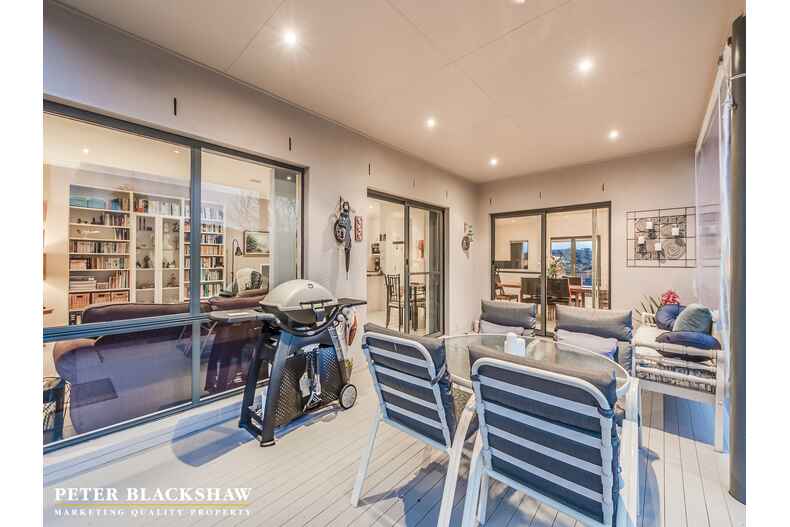 92 Forsythe Street Banks