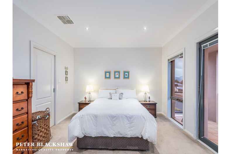 92 Forsythe Street Banks