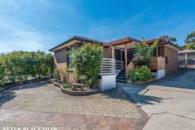 9 Duggan Street Calwell