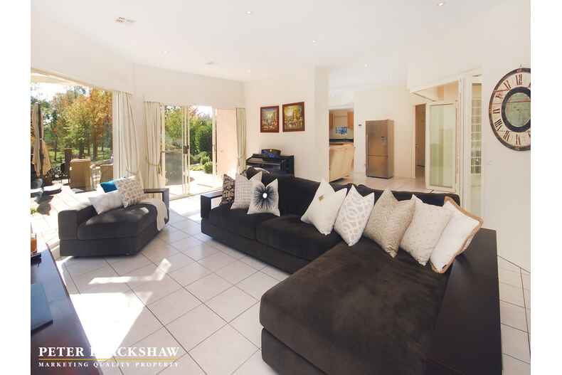 2/39 Tasmania Circle Forrest 2/39 Tasmania Circle Forrest