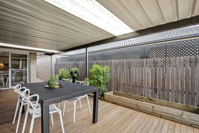 5 Maza Place Bonner 5 Maza Place Bonner