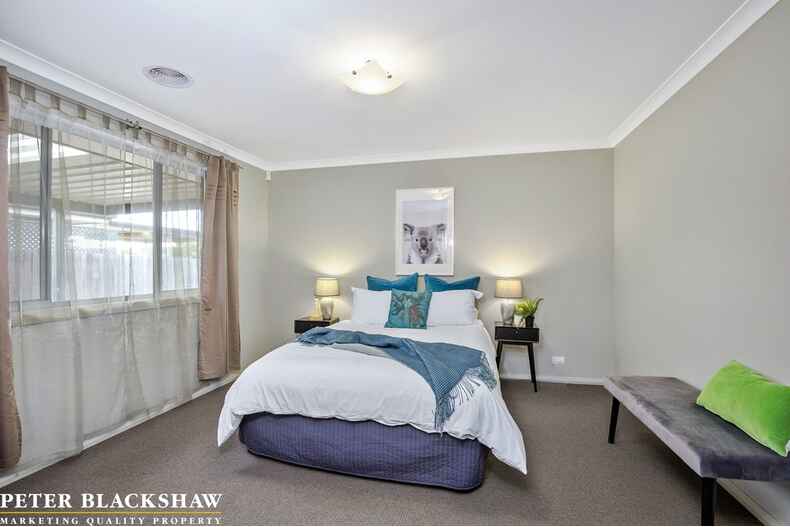 5 Maza Place Bonner 5 Maza Place Bonner