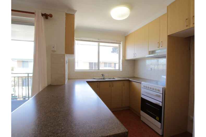 12/17 Carinya Street Queanbeyan