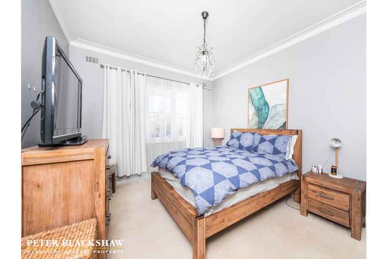 2/10 Kinkora Place Queanbeyan