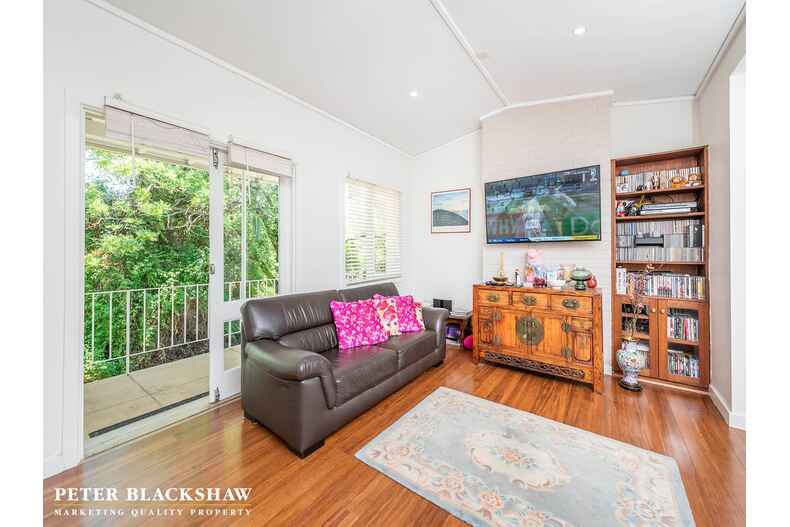 17 Jacka Crescent Campbell 17 Jacka Crescent Campbell
