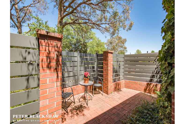 17 Jacka Crescent Campbell 17 Jacka Crescent Campbell