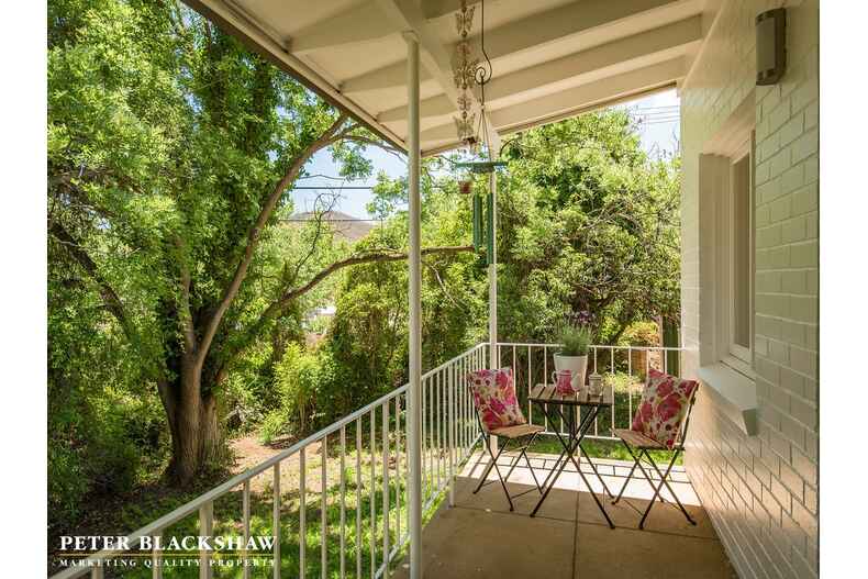 17 Jacka Crescent Campbell 17 Jacka Crescent Campbell