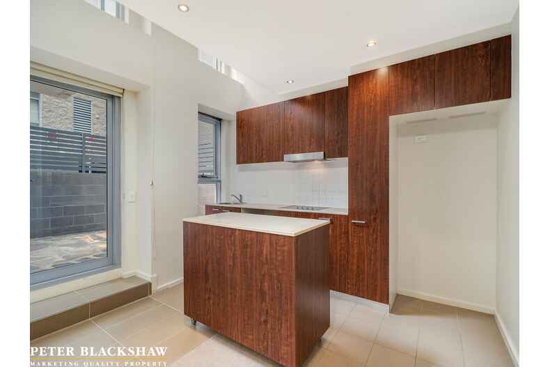 5/2 The Mews ("The Metropolitan") City 5/2 The Mews ("The Metropolitan") City