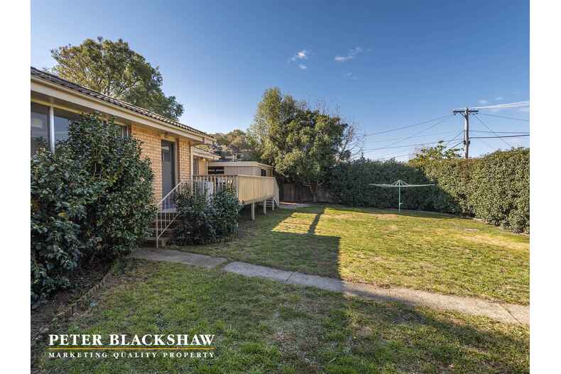 29 Sheaffe Street Holder 29 Sheaffe Street Holder