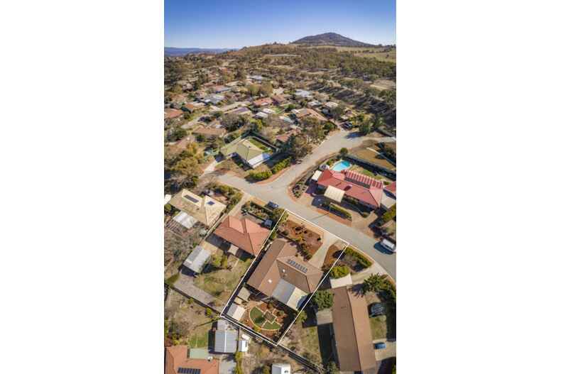 20 Withnell Circuit Kambah 20 Withnell Circuit Kambah