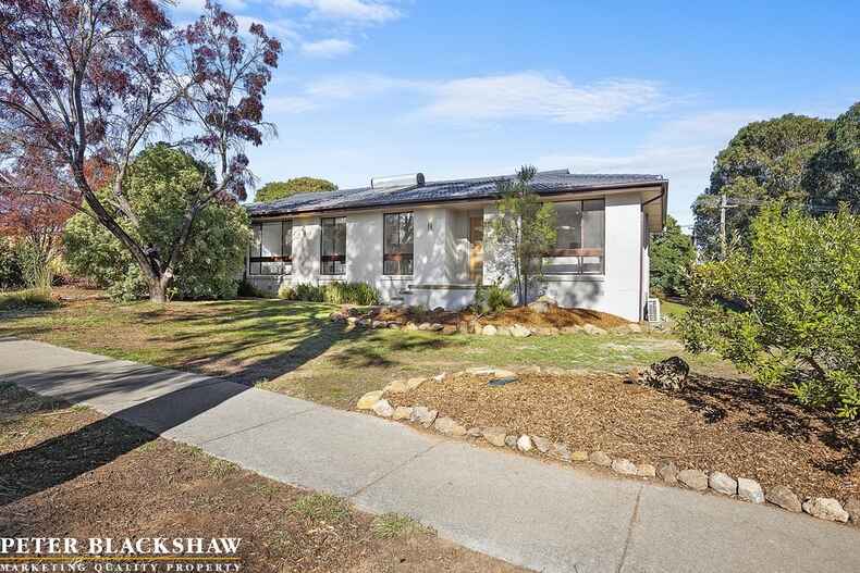 21 Companion Crescent Flynn 21 Companion Crescent Flynn