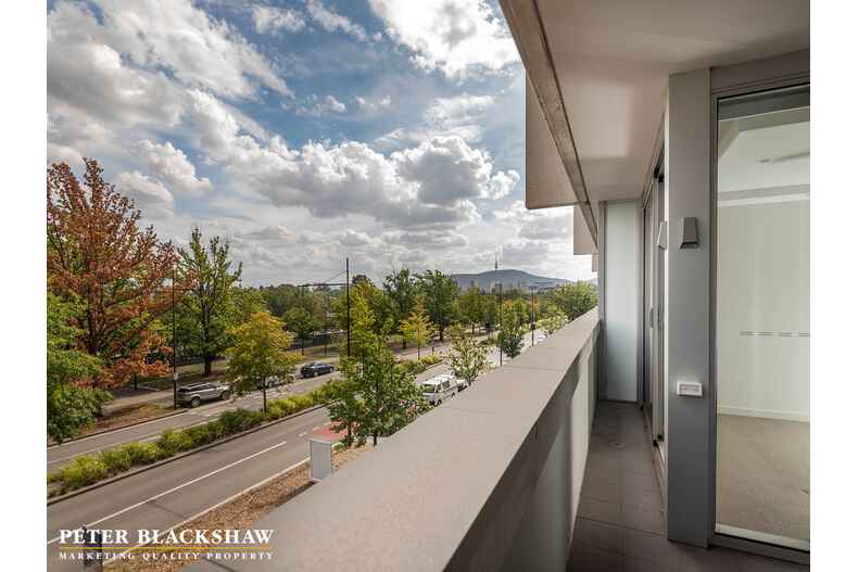 54/43 Constitution Avenue Reid