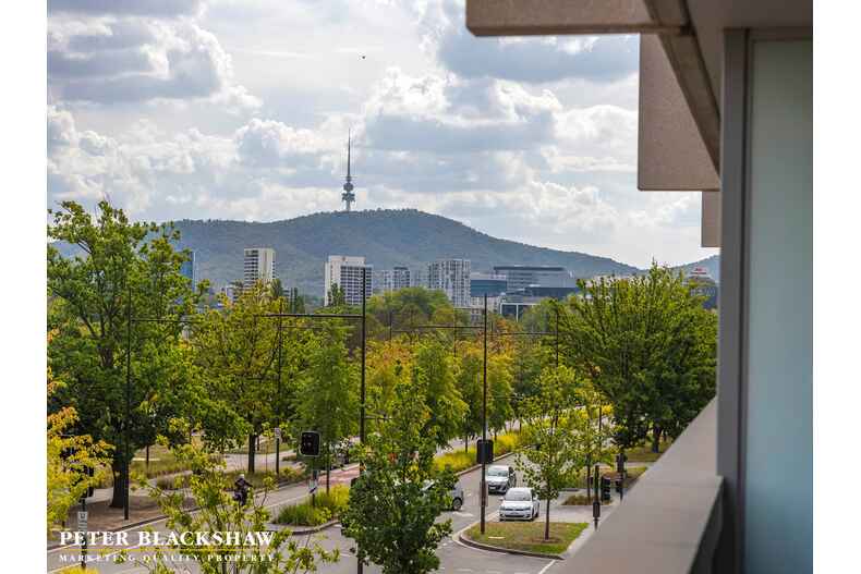 54/43 Constitution Avenue Reid