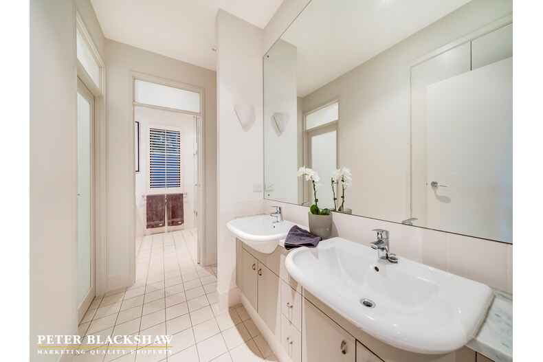 24 Bedford Street Deakin