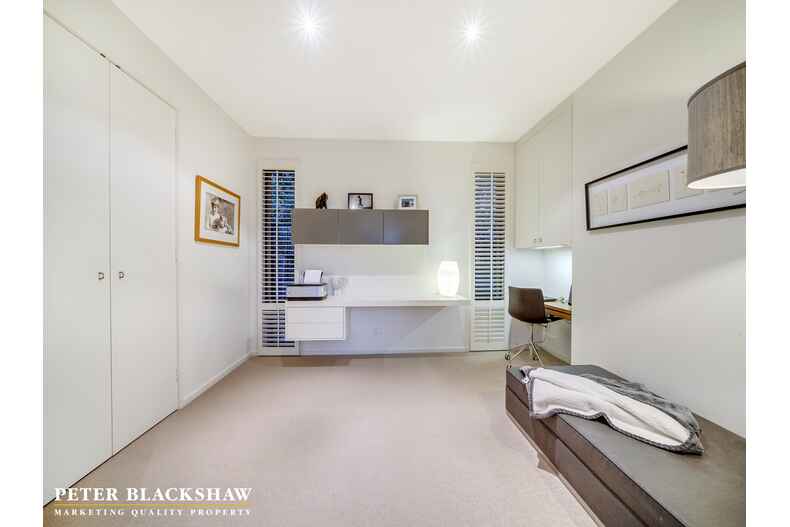 24 Bedford Street Deakin