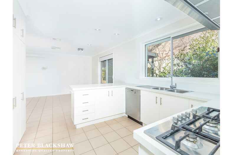 5 Melvin Place Mckellar 5 Melvin Place Mckellar