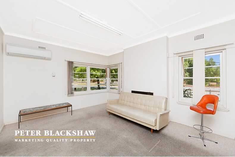 27 Moore Street  Turner