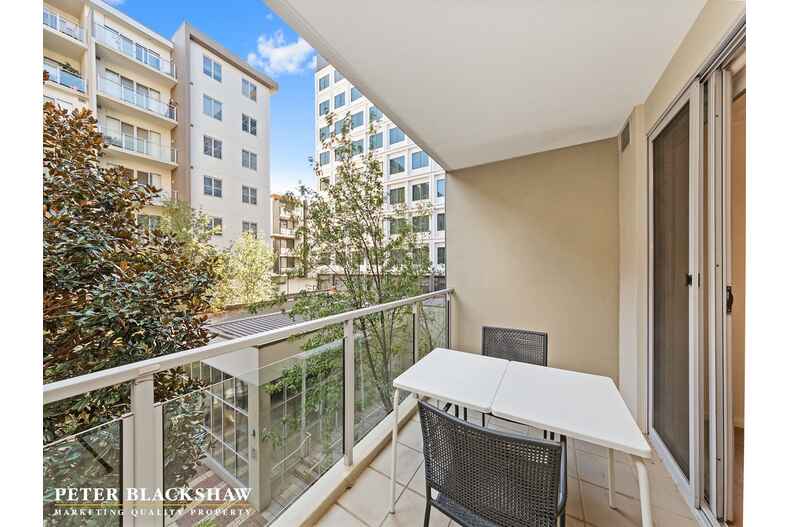 37/219a Northbourne Avenue (The Monarch) Turner 37/219a Northbourne Avenue (The Monarch) Turner