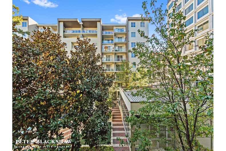 37/219a Northbourne Avenue (The Monarch) Turner 37/219a Northbourne Avenue (The Monarch) Turner