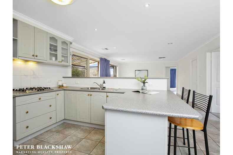 33 Lexcen Avenue Nicholls 33 Lexcen Avenue Nicholls