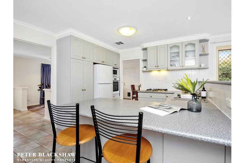 33 Lexcen Avenue Nicholls 33 Lexcen Avenue Nicholls