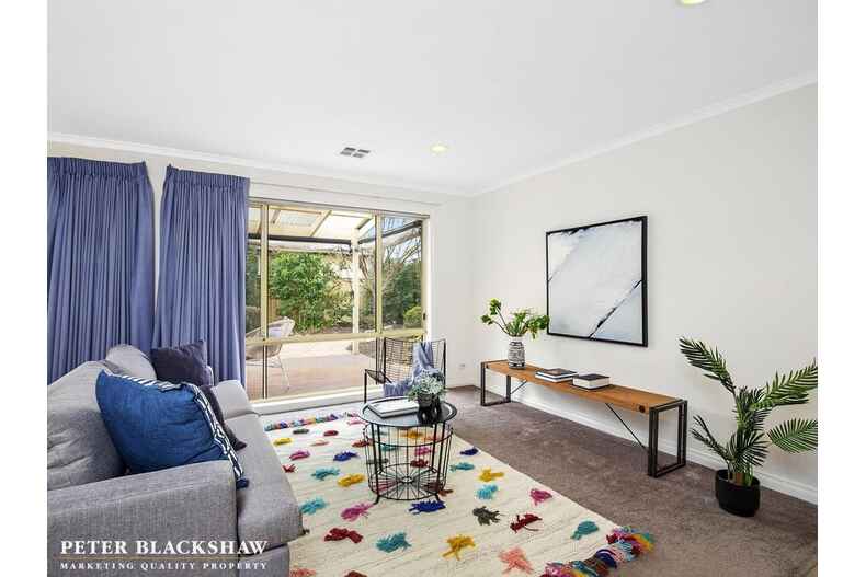 33 Lexcen Avenue Nicholls 33 Lexcen Avenue Nicholls