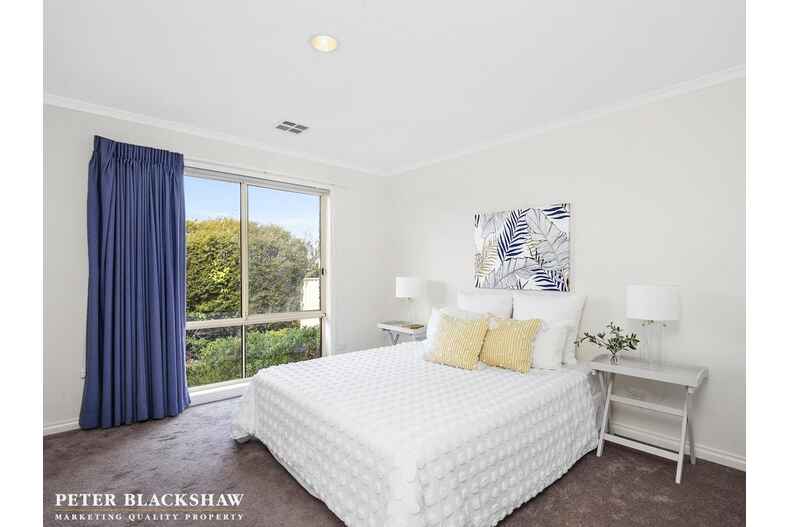 33 Lexcen Avenue Nicholls 33 Lexcen Avenue Nicholls