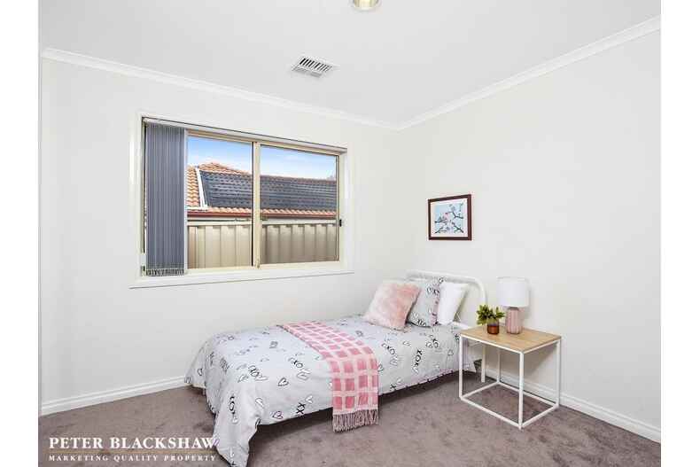 33 Lexcen Avenue Nicholls 33 Lexcen Avenue Nicholls