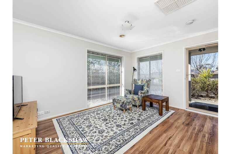 13 Eric De Salis Street Macgregor 13 Eric De Salis Street Macgregor