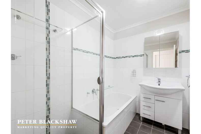 13 Eric De Salis Street Macgregor 13 Eric De Salis Street Macgregor