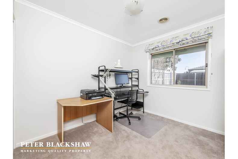 13 Eric De Salis Street Macgregor 13 Eric De Salis Street Macgregor