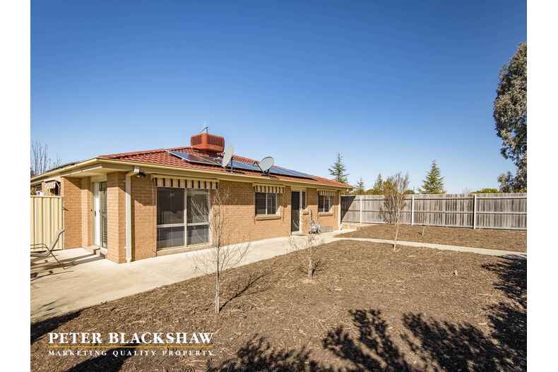 13 Eric De Salis Street Macgregor 13 Eric De Salis Street Macgregor