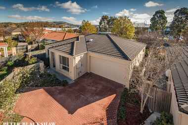 2/3 Sophia Street Amaroo