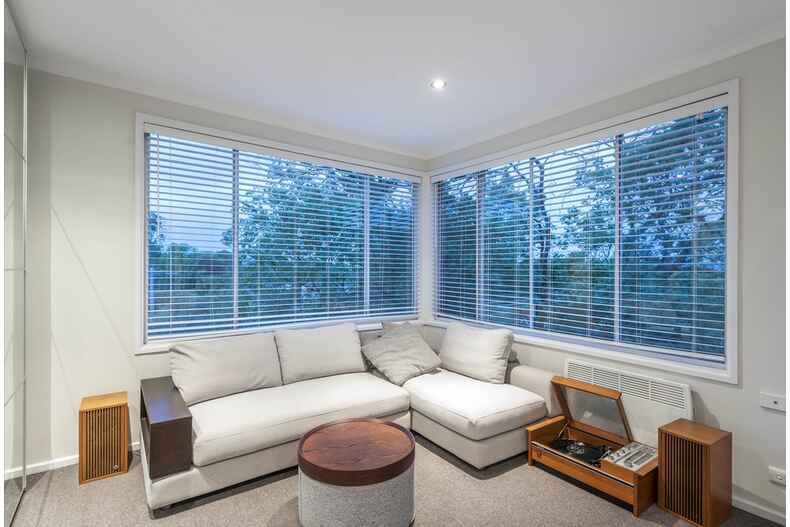 96 Finniss Crescent Narrabundah 96 Finniss Crescent Narrabundah