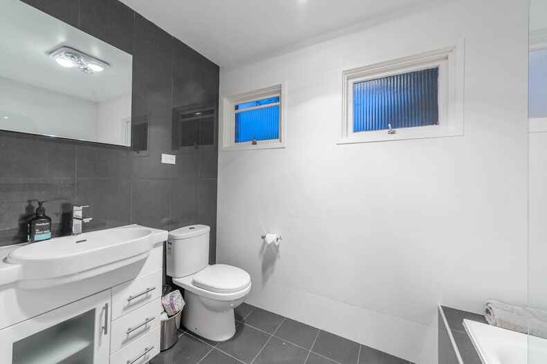 96 Finniss Crescent Narrabundah 96 Finniss Crescent Narrabundah