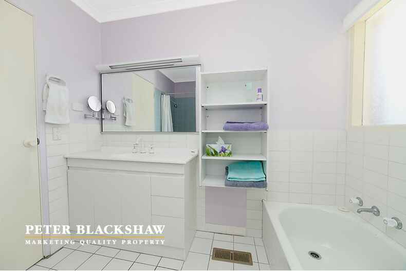 5 Howard Street  Torrens